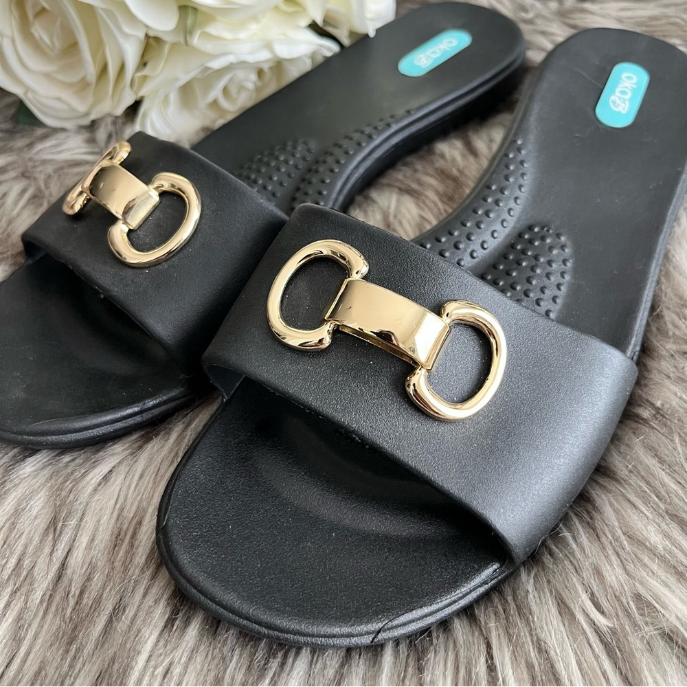 OKA-B Black slide sandals